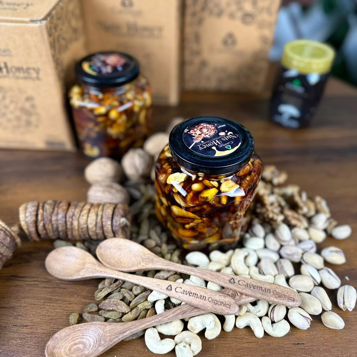 NUTS HONEY